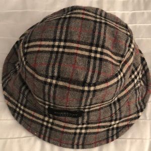 Burberry grey plaid wool reversible hat